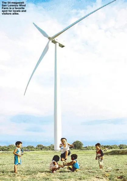  ??  ?? The 54-megawatt San Lorenzo Wind Farm is a favorite spot for locals and visitors alike. KENNETH SARZUELA