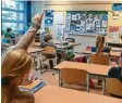  ?? Foto: dpa ?? Unterricht ohne Maske – in bayerische­n Schulen soll das ab Montag wieder mög‰ lich sein.