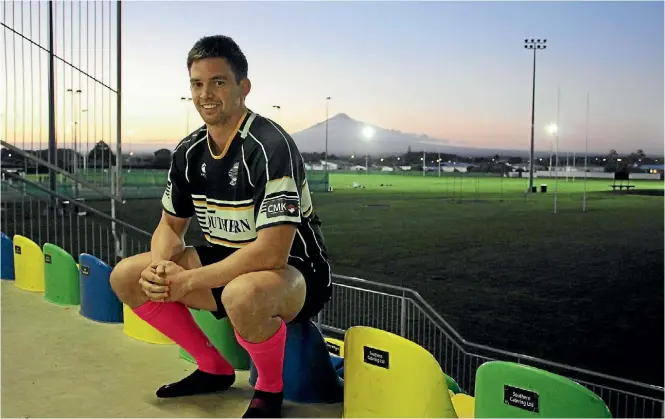  ?? JANE MATTHEWS ?? Southern Sharks Premiere team captain Jackson Ormond in pink socks ready for ‘Ladies Day’.