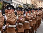  ?? ?? 21 Signal Regiment exercise their right to march through Bath