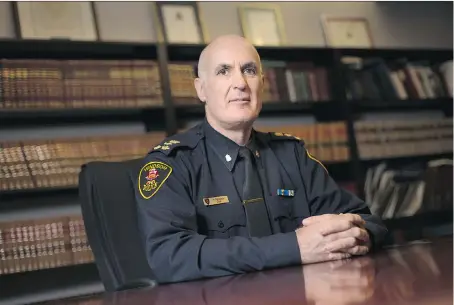  ?? DAX MELMER ?? Windsor Police Chief Al Frederick has announced his plans to call it a career after 33 years with the force. He was praised as “humble” and “easy to work with” by the mayor. Frederick said “it’s been an honour” in announcing his retirement, adding that...