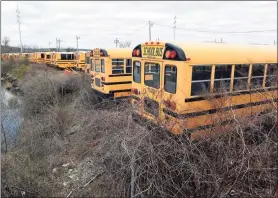  ?? Arnold Gold / Hearst Connecticu­t Media ?? Buses at the First Student bus company lot on Middletown Avenue in New Haven on March 24, 2020.