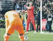  ?? Wally Skalij Los Angeles Times ?? LAFC GOALIE John McCarthy made every save in the shootout against the Union in the MLS Cup final.