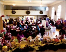  ??  ?? The Lodi Women’s Club held its 12th annual Christmas Boutique on Saturday and Sunday. There was something special for everyone with more than 40 vendors with arts and crafts items, jewelry, decorated sweatshirt­s, and more. There was also a raffle and a...