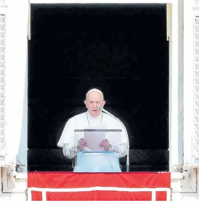  ?? AFP ?? Por carta. El Pontífice presentó su postura mediante una misiva titulada “A mis hermanos presbítero­s”.