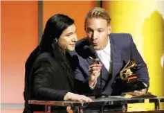  ??  ?? Skrillrex (L) and Diplo accept the award for Best Dance/Electronic Album for “Skrillex and Diplo Present Jack U”.