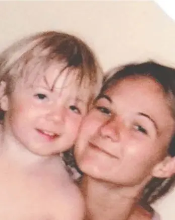  ??  ?? Murder victims Karlie Pearce-Stevenson and daughter Khandalyce