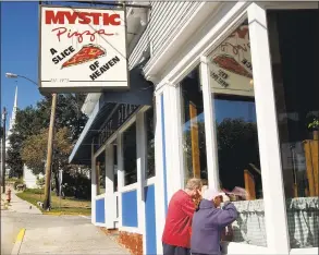  ?? Hearst Connecticu­t Media File Photo ?? This file photo shows Mystic Pizza in Mystic in 2005.