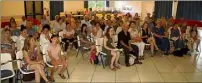  ?? (Photos J.L.) ?? La salle Espace a accueilli une foule de mélomanes des deux villes. La commune était représenté­e par la conseillèr­e municipale Jeanine Torrielli.