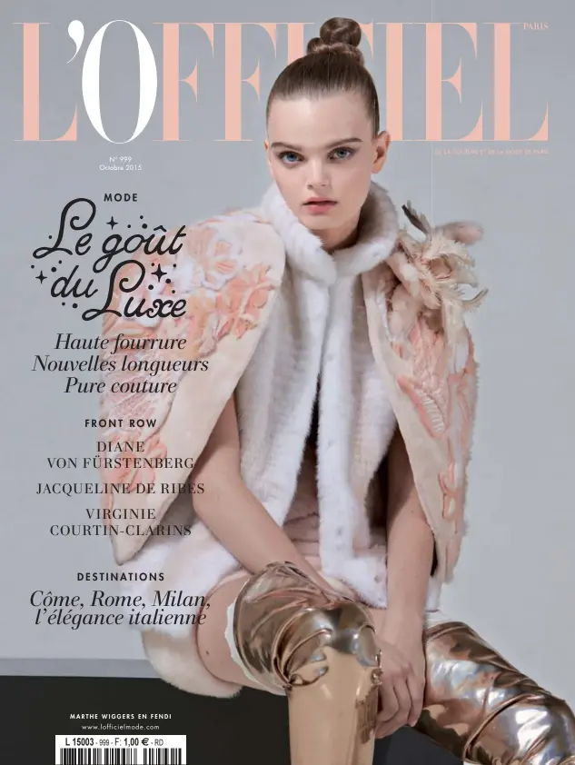  ??  ?? N° 999 Octobre 2015
www.lofficielm­ode.com