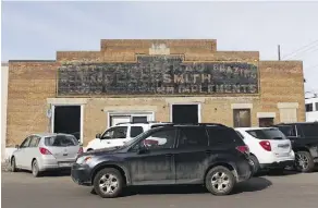  ?? IAN KUCERAK ?? The former Minchau blacksmith shop at 101 Street and 81 Avenue first opened in 1925.