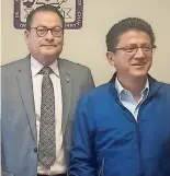  ?? ?? el padre Jorge Atilano González, encargado del sector social de la Provincia Mexicana de la compañía de Jesús se reunió con el doctor Javier contreras, director de la Facultad de Filosofía y Letras