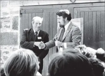  ?? 01_B28museum0­3 ?? Cunningham­e District Councillor Sam Gaw, right, officially opens the museum on Friday July 13, 1979 with museum chairman Donald McNiven.