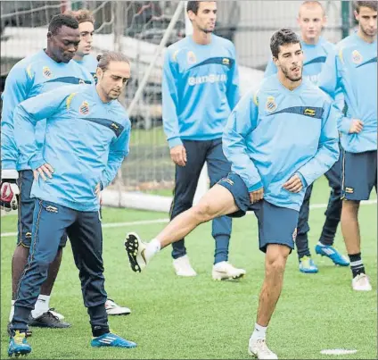  ?? FOTO: MONTILLA ?? Sergio García y Dídac Vilà,en su anterior etapa en el Espanyol Ahora vuelven como también lo hizo David López o Gerard: con éxito