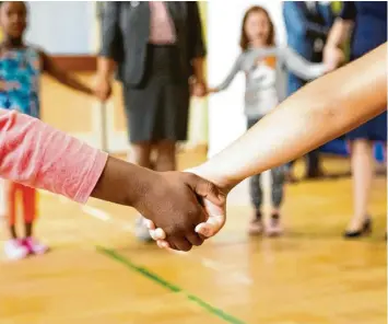  ?? Foto: Christian Charisius, dpa (Symbolbild) ?? Unabhängig von der Herkunft steigt der Bedarf nach Sprachförd­erung bei Kindern.