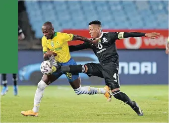  ?? SYDNEY MAHLANGU BackpagePi­x ?? PETER Shalulile of Sundowns, left, is challenged by Happy Jele of Pirates at Loftus last night.