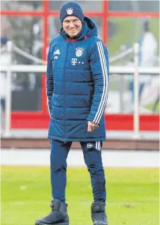  ?? FOTO: IMAGO ?? Hauptsache nicht Frieren: Jupp Heynckes.