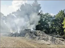  ?? - Crédits : DR ?? L’ agriculteu­r a fait brûler des déchets malgré les risques d’incendie