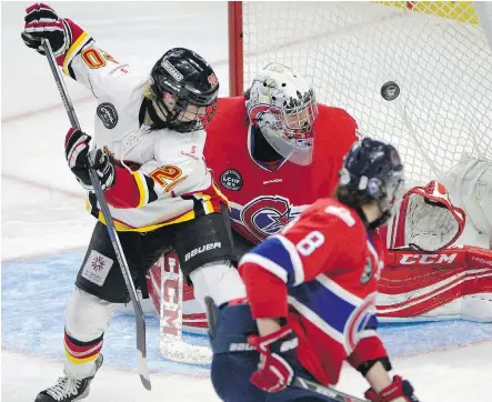  ?? JUSTIN TANG/CANADIAN PRESS FILES ?? Calgary Inferno’s Jessica Campbell, left, has spearheade­d a project for youth to talk about mental health issues.