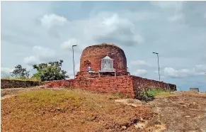  ?? ?? Unique: The only cylindrica­l stupa in the country