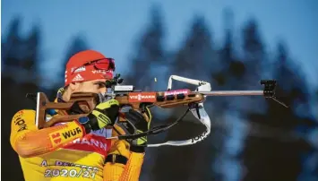  ?? Foto: Kevin Voigt, Getty ?? Jeder Schuss ein Treffer: Arnd Peiffer gestern beim Stehendsch­ießen in Kontiolaht­i.