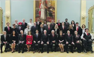  ?? WAYNE CUDDINGTON/OTTAWA CITIZEN ?? Prime Minister Justin Trudeau’s new Liberal cabinet. Trudeau turned to some political veterans for cabinet stability, but also trusted some major portfolios to rookies.