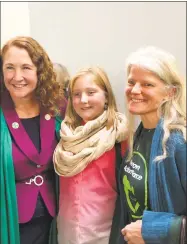  ?? Dan Freedman/Hearst Newspapers Washington Bureau ?? Rep. Elizabeth Esty poses with Ashley Colombo, 12, of Brookfield, and her mother, Kerri Colombo following a meeting Thursday between Connecticu­t legislator­s and members of the Newtown Action Alliance in Washington.