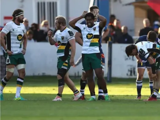  ?? (Getty) ?? Northampto­n Saints player look dejected at the full-time whistle