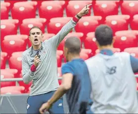  ?? FOTO: JUAN ECHEVERRÍA ?? Con Garitano, al frente Los cachorros completaro­n una gran temporada