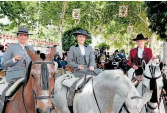  ?? ?? Carla Montes, Ana Boyle y Mercedes Boyle