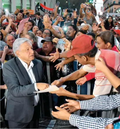  ?? FOTO EFE ?? El presidente de México, Andrés Manuel López Obrador, promueve una agenda contra la corrupción y busca pacificar ese país ante la violencia ejercida, entre otros, por los carteles.