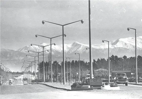  ??  ?? Memorial Avenue in Christchur­ch was opened in November 1959.