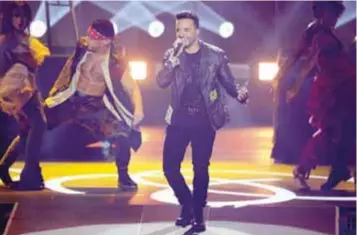  ?? | GETTY IMAGES ?? Luis Fonsi sigue ganando reconocimi­entos gracias a Despacito.