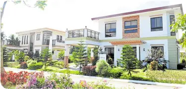  ?? ?? Suntrust Sentosa in Calamba, Laguna, continues to be a favored choice of homebuyers.
