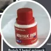  ??  ?? far iz Butuh 2 botol minyak rem mungil ini untuk menguras sepasang cakram CBR250RR