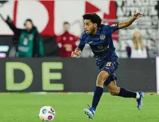  ?? Foto: Getty Images ?? Leandro Barreiro kämpft mit Mainz in der Bundesliga um den Klassenerh­alt.