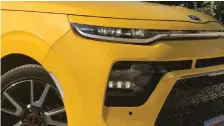  ??  ?? KIA ha dotado a este nuevo Soul de los sistemas de asistencia más avanzados para un manejo totalmente seguro.