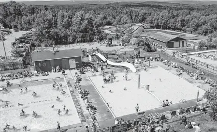  ?? SALTWIRE NETWORK FILE PHOTO ?? Central Newfoundla­nd waterpark Splash ’n’ Putt will close for the 2020 season.