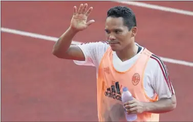  ??  ?? INTERESA. El Villarreal piensa en Carlos Bacca como alternativ­a a Gerard Moreno para el ataque.