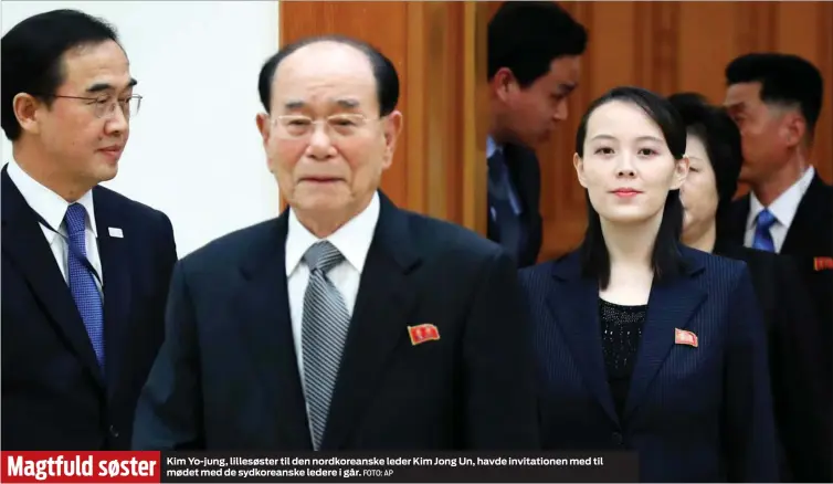  ?? FOTO: AP ?? Kim Yo-jung, lillesøste­r til den nordkorean­ske leder Kim Jong Un, havde invitation­en med til mødet med de sydkoreans­ke ledere i går.