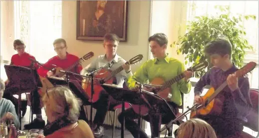  ??  ?? The Verano Quintet during their lunchtime concert in the Verdi restaurant at the Royal Albert Hall