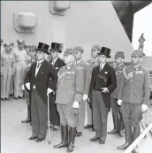  ??  ?? War is over hapanese signatorie­s arrive at the USS Missouri in Tokyo Bay for the surrender ceremonies
