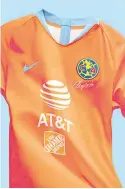  ?? Foto: Cortesía ?? América presentó un uniforme con el que rinde homenaje a la película “El Chanfle”.