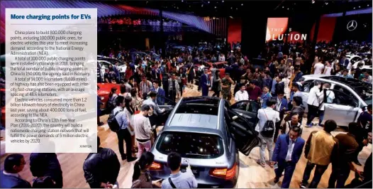  ?? XINHUA ?? More than 1,000 automakers from around the world showed their new electric-vehicle models and concept cars at the Shanghai Auto Show last month.