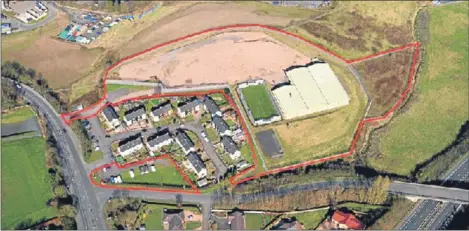  ??  ?? An aerial view of the former Friarton Prison, with the proposed site of the new developmen­t outlined in red.