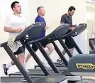  ??  ?? ALERT Rooney (centre) working in gym