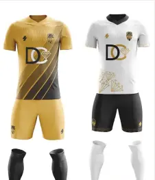  ??  ?? The new Manica Diamonds home kit (left) and away kit (right)