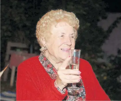  ??  ?? Víctima. Sofía María Sliwa (78) se había jubilado como docente un año antes de que la asesinaran.