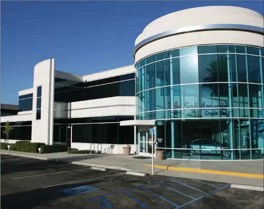  ??  ?? The 65-year-old community-based SafeAmeric­a Credit Union has its headquarte­rs in Pleasanton.