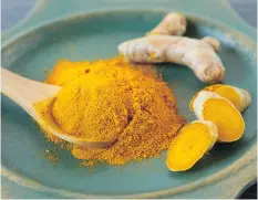  ??  ?? Cortisol-controllin­g turmeric can be infused in tea or used in smoothies.
